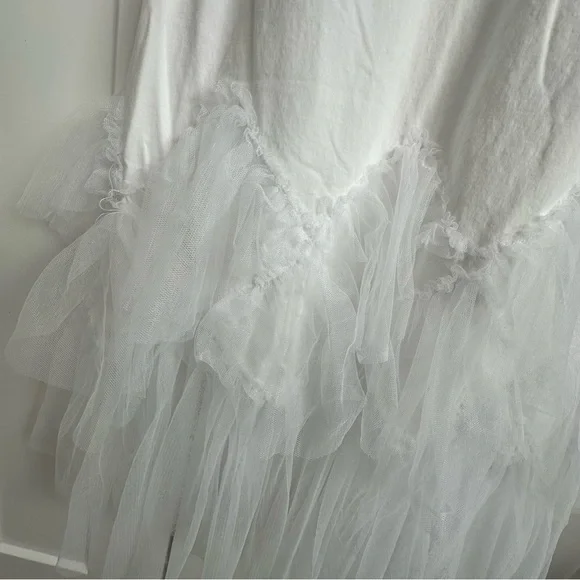 Ella Dress in White with Tulle Skirt -Large - Picture 2 of 5